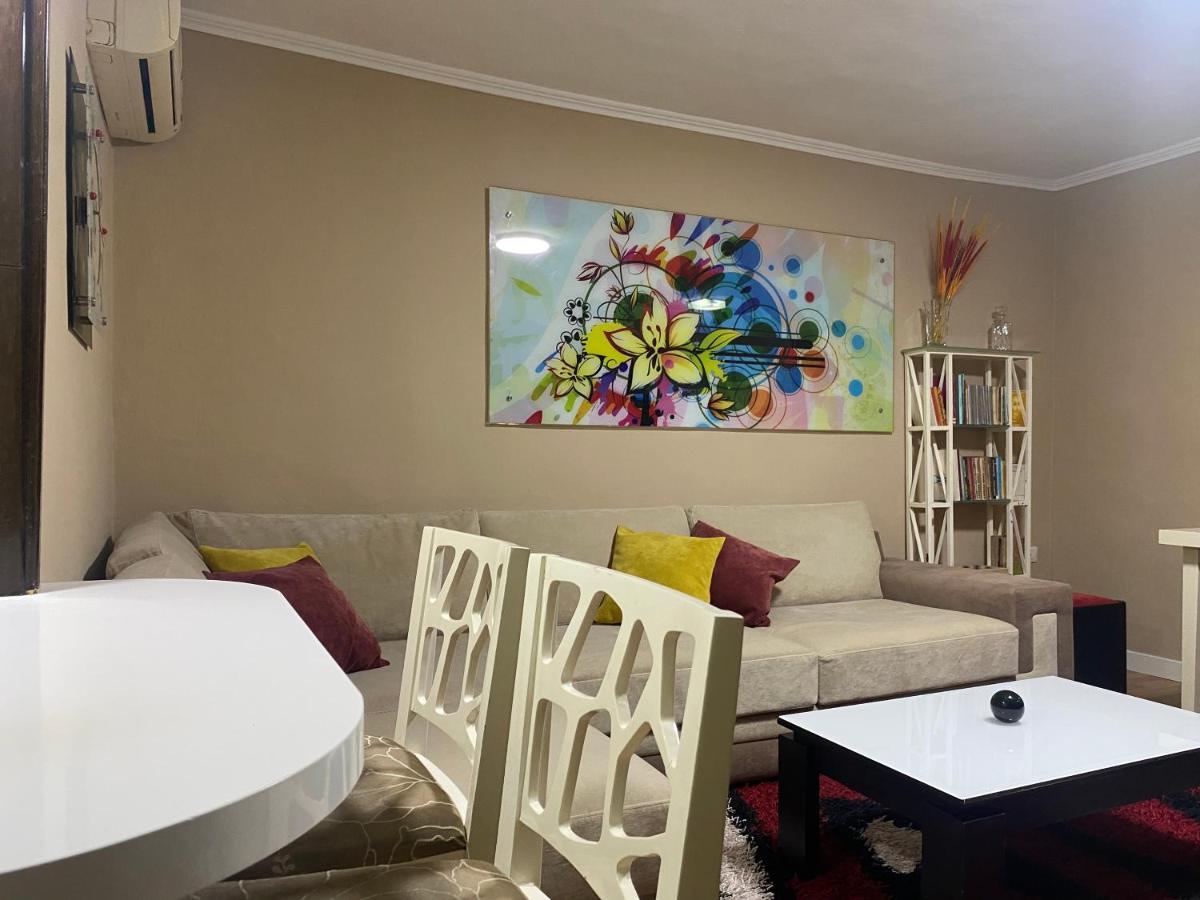 Ring Apartment *