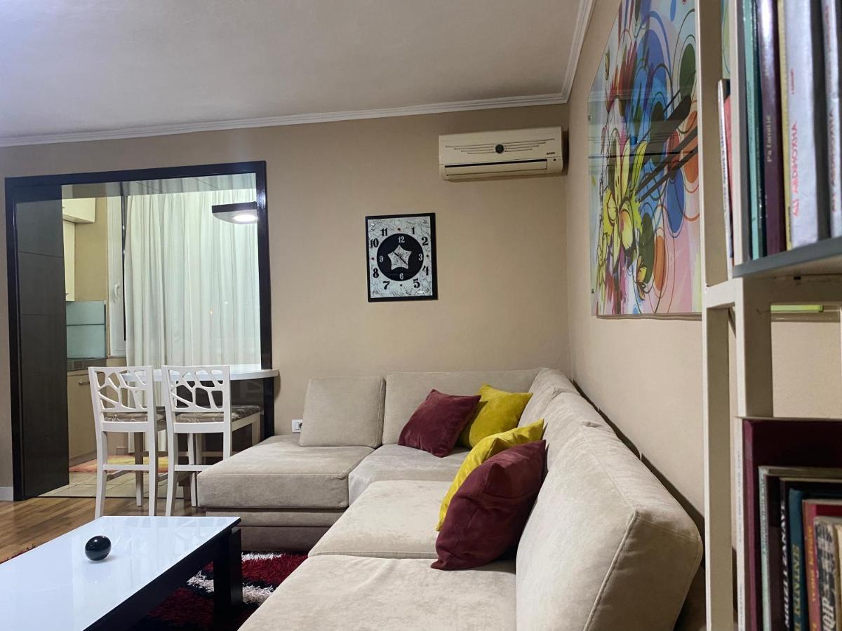 Ring Apartment
